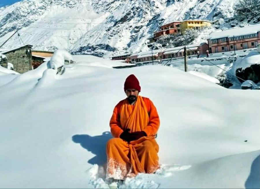 Hathyogi in badrinath temple